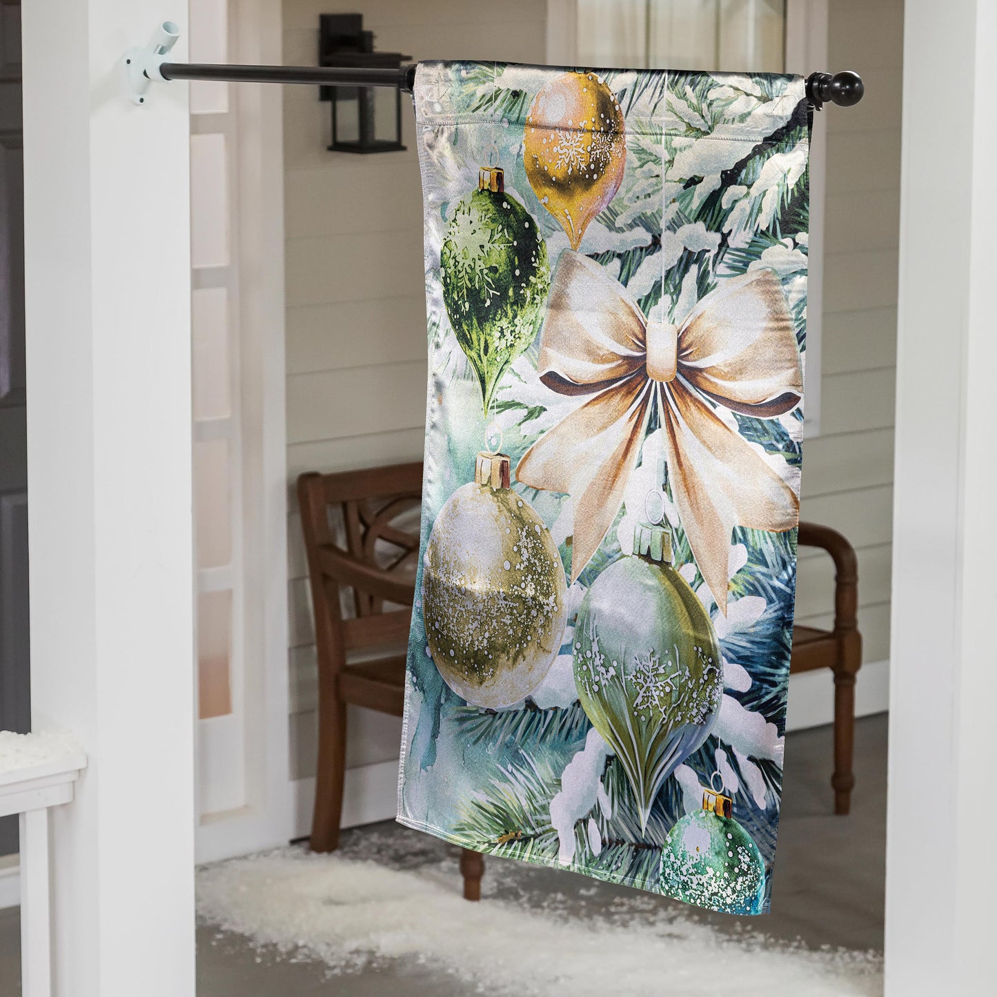 Flocked Green & Gold Ornaments Lustre House Flag; Polyester 29"x43"