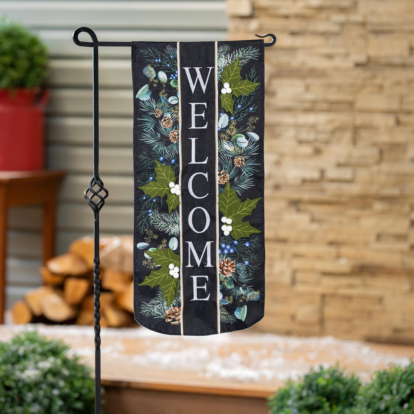 Winter Foliage Everlasting Impressions Garden Flag; Polyester-Linen Blend 12.5"x28"