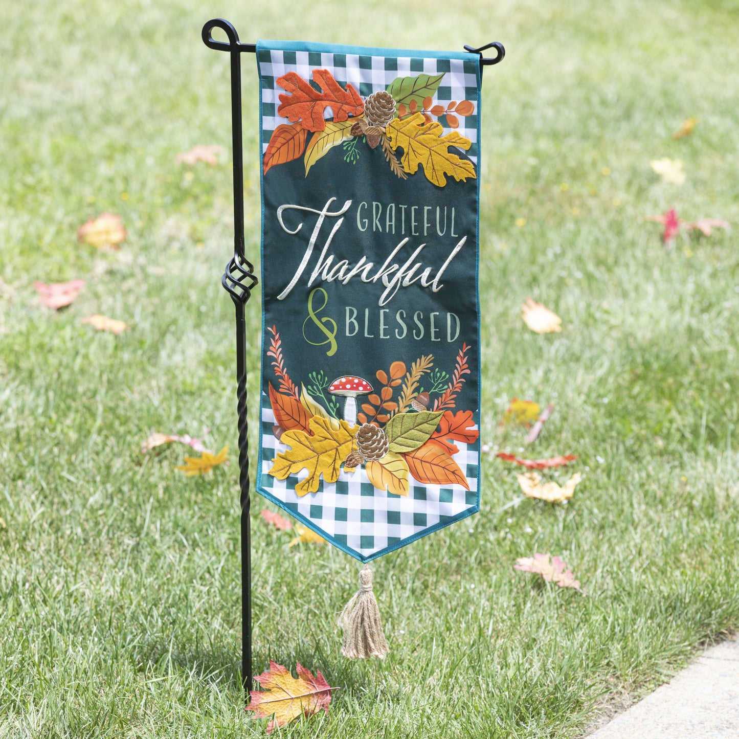 Grateful Thankful Blessed Leaves Everlasting Impressions Garden Flag; Polyester-Linen Blend 12.5"x28"