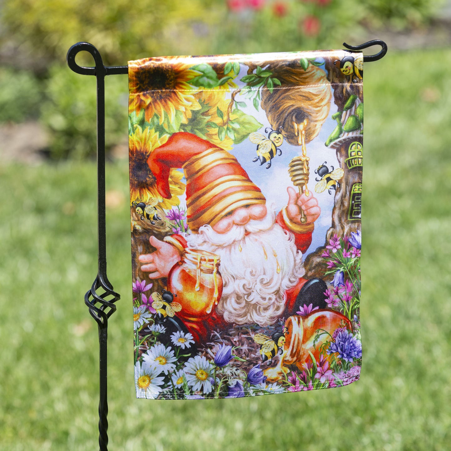Honeybee Gnome Lustre Garden Flag; Linen Polyester 12.5"x18"