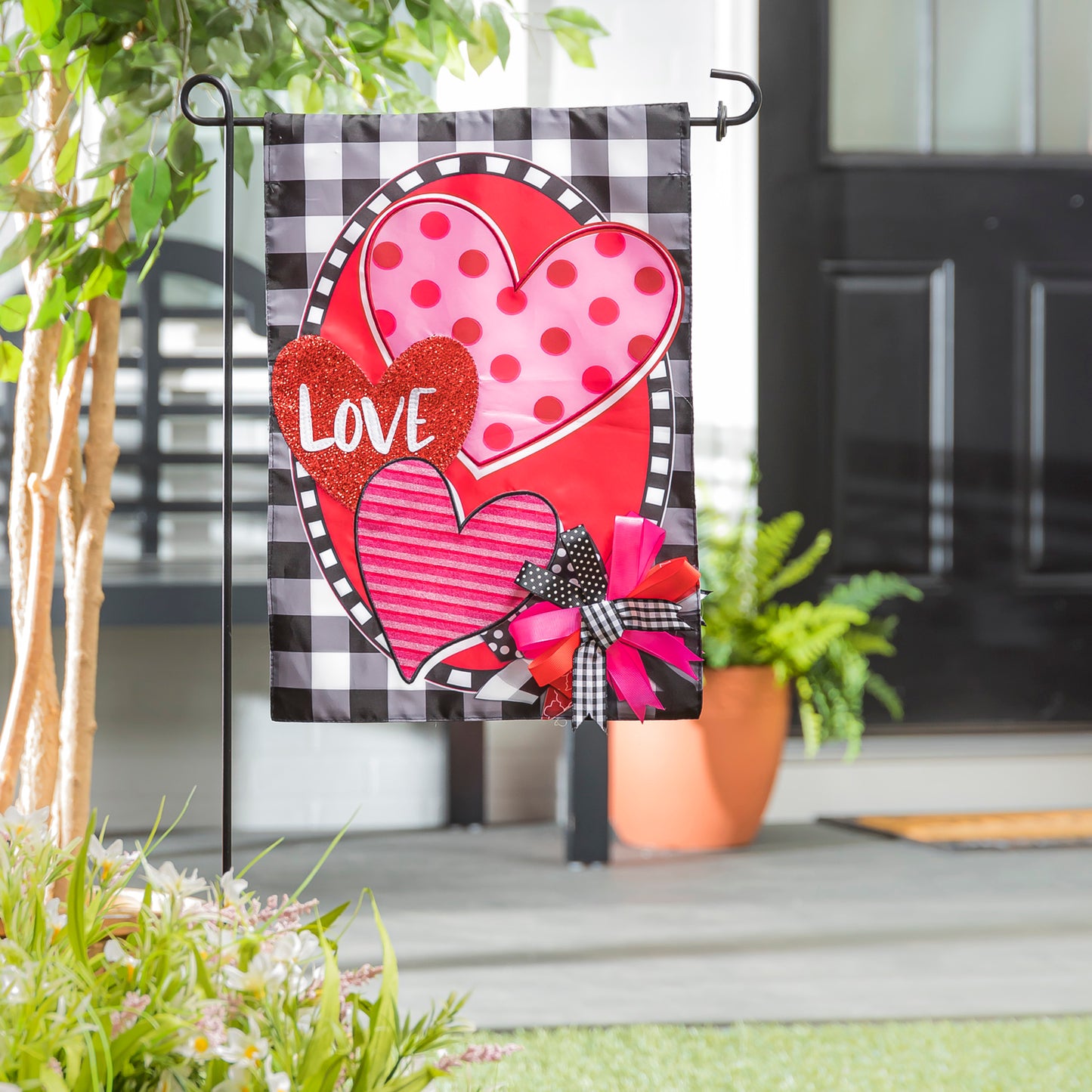 Hearts and Love Applique Garden Flag; Polyester 12.5"x18"