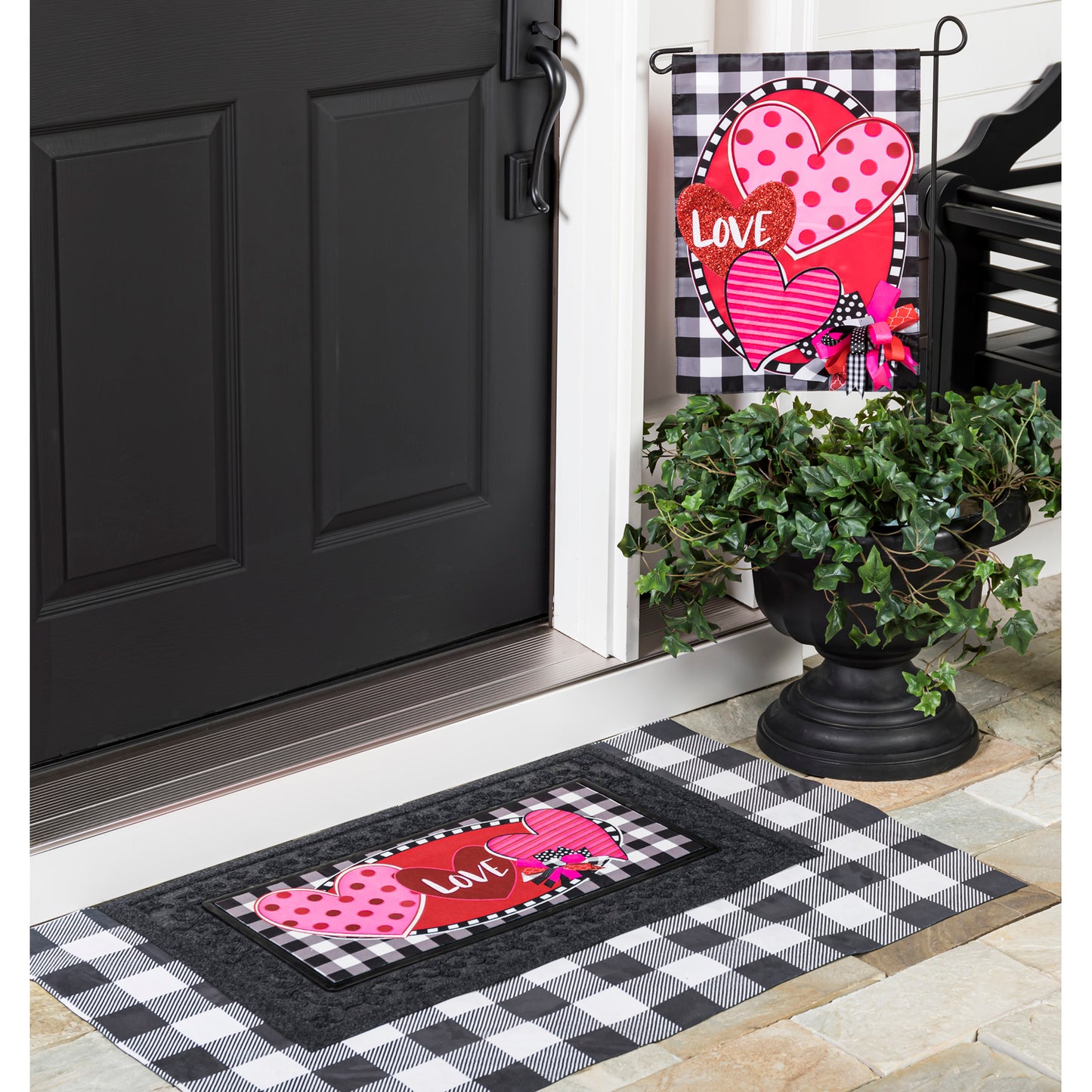 Hearts and Love Applique Garden Flag; Polyester 12.5"x18"