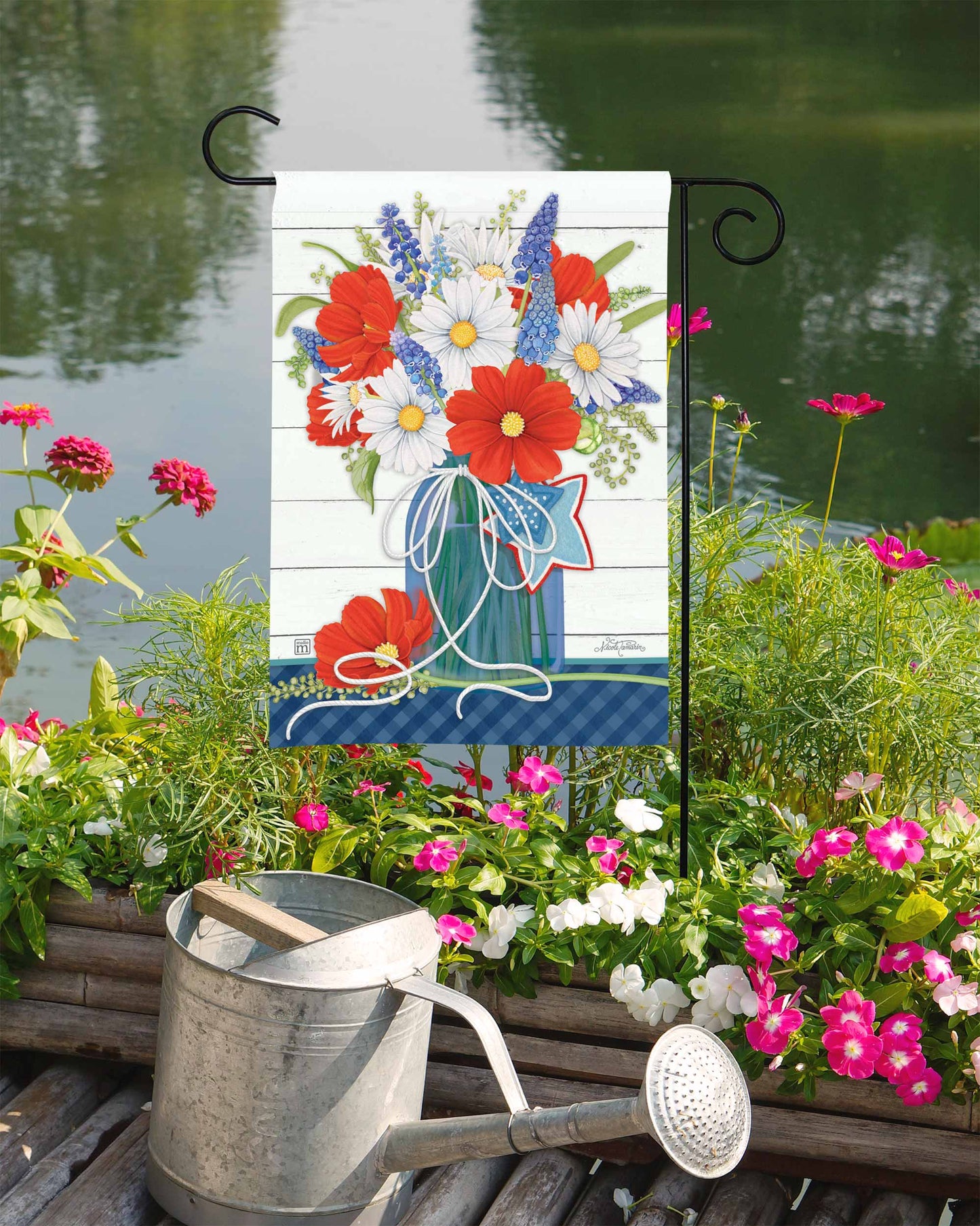 Red, White, & Bloom Garden Flag