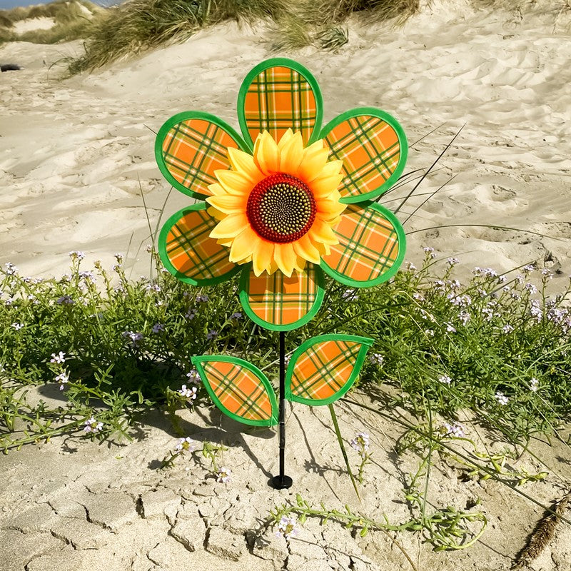 Plaid Sunflower with Leaves Flower Spinner; 24"Tx12"Wx3"OD
