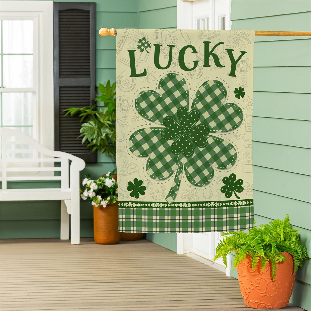 Lucky Clover Suede House Flag; Polyester 29"x43"