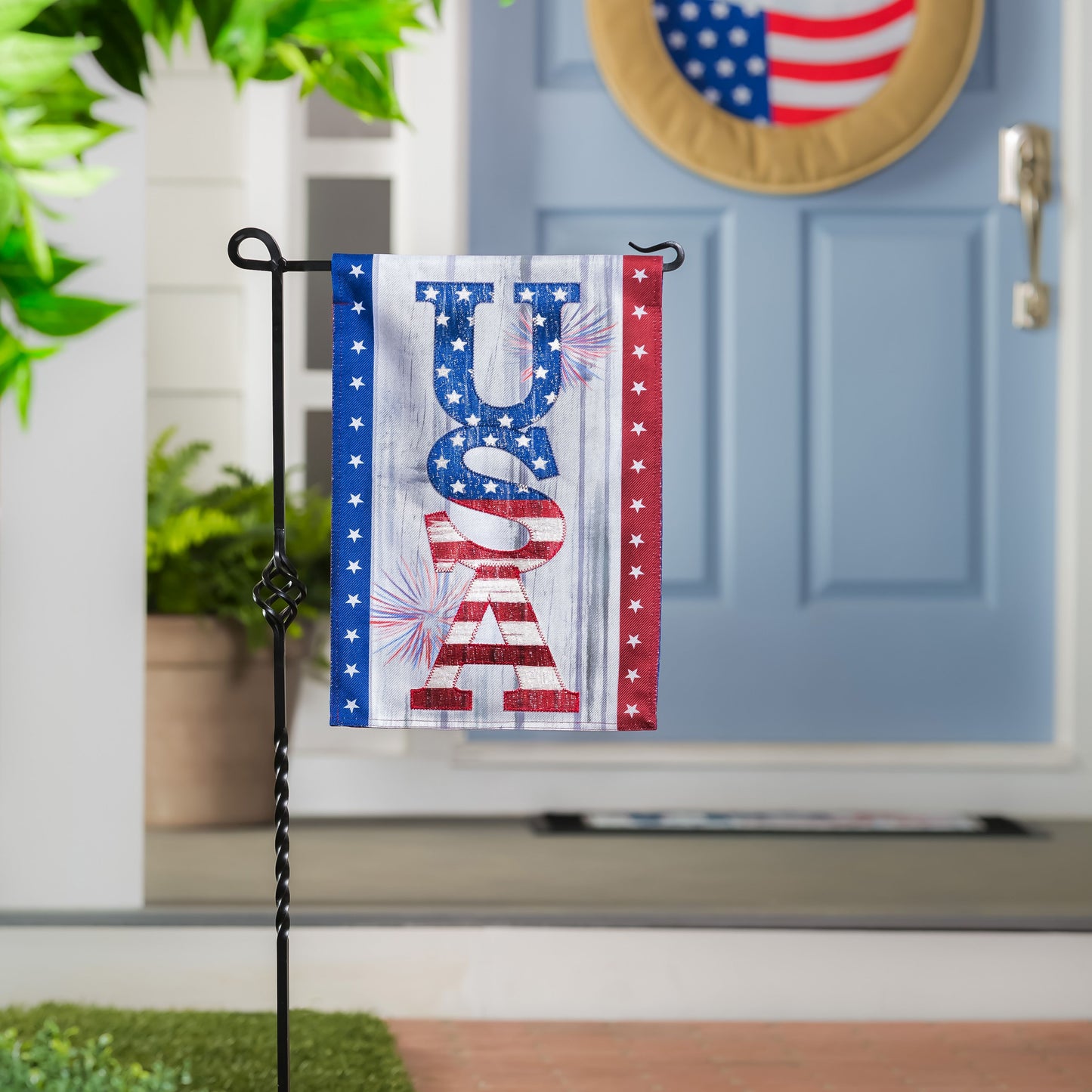 USA Fireworks Garden Flag
