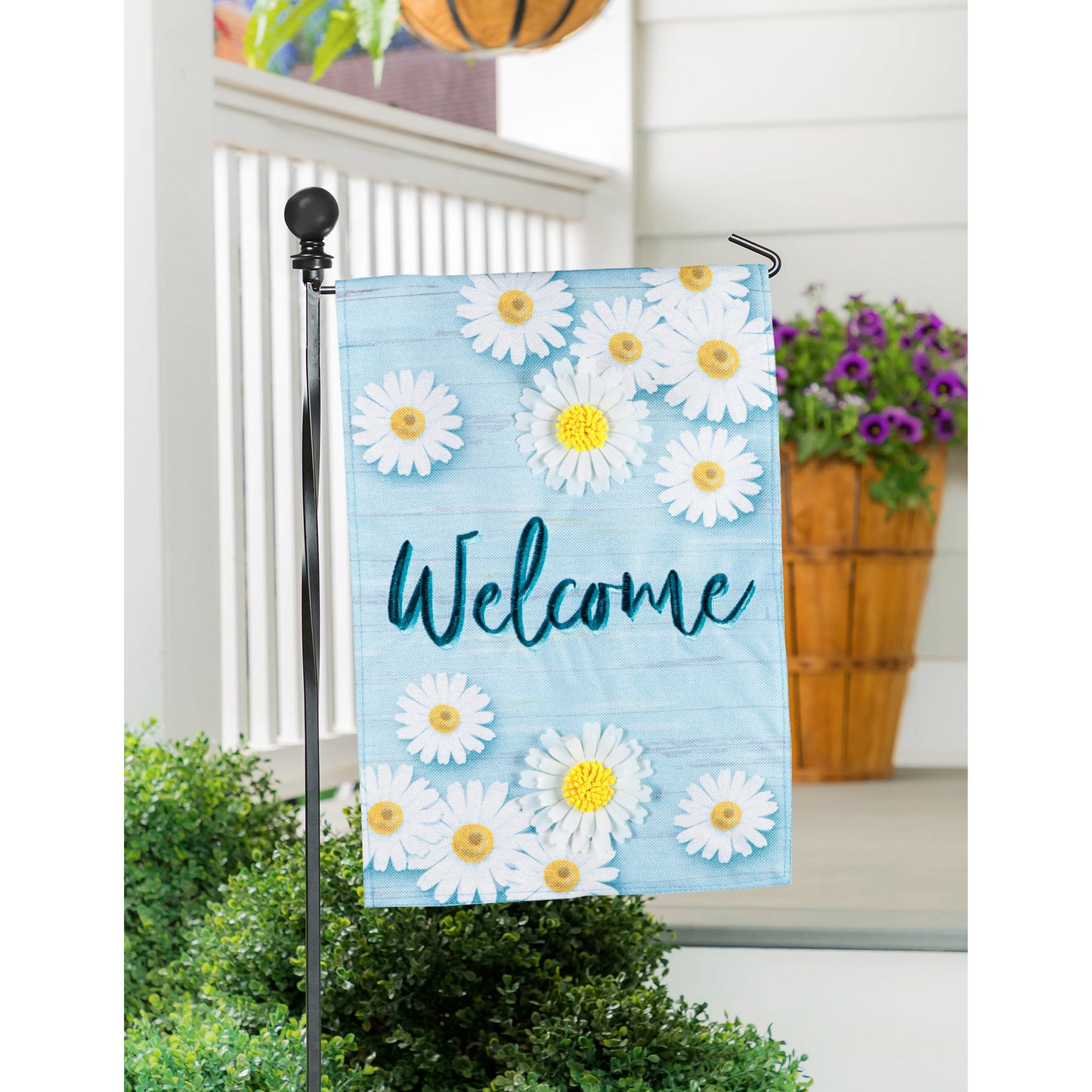 Farmhouse Daisy Welcome Garden Flag