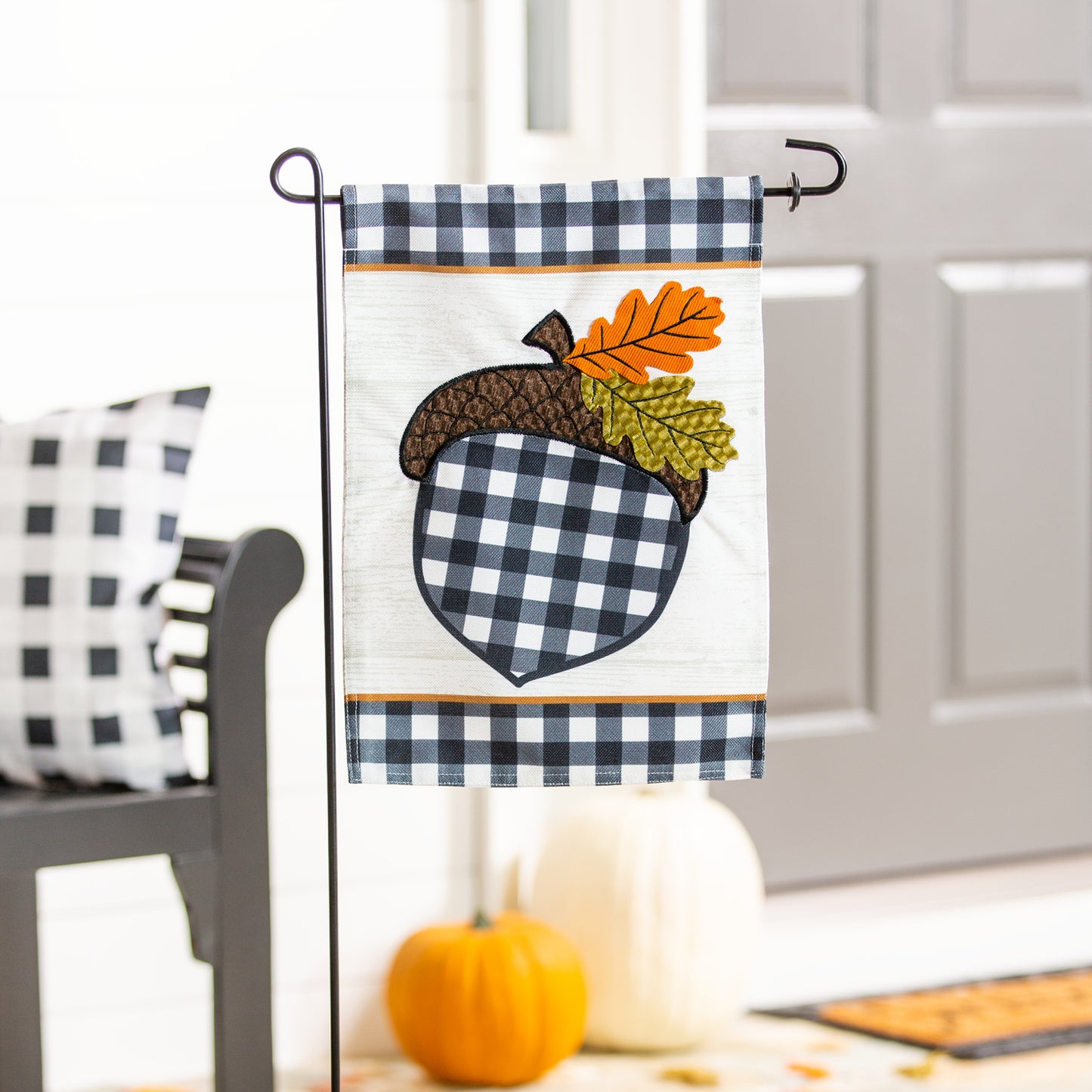 Buffalo Check Acorn Garden Flag