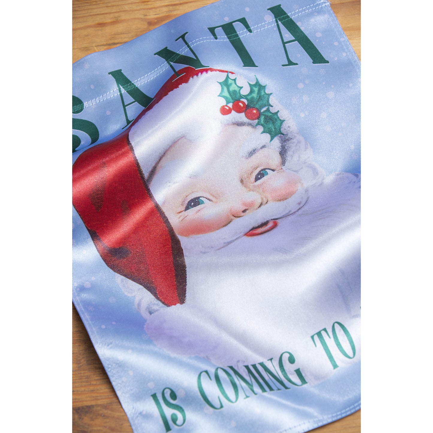Vintage Santa Lustre Garden Flag; Linen Textured Polyester 12.5"x18"