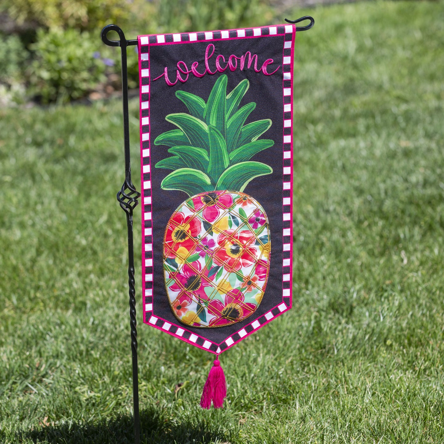 Patterned Pineapple Printed Everlasting Impressions Garden Flag; Polyester-Linen Blend 12.5"x28"