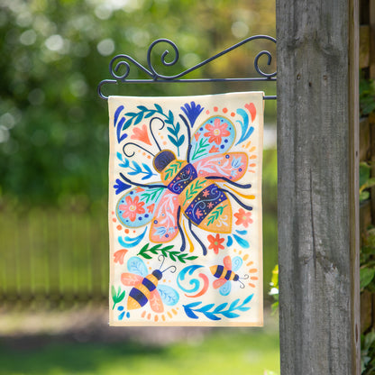 Patterned Bee Garden Flag; Textured Linen-Polyester 12.5"x18"