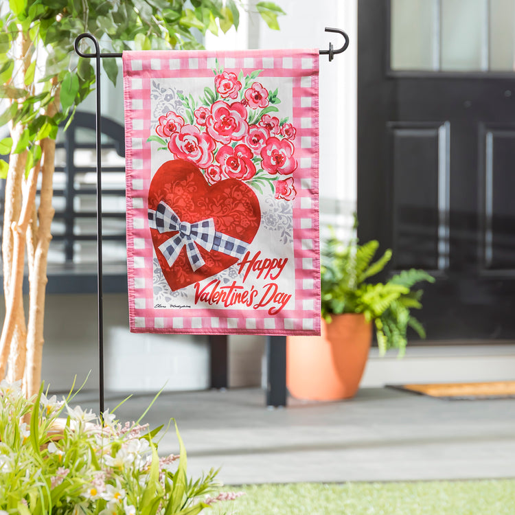 Love Bouquet Printed Textured Striation Garden Flag; Polyester 12.5"x18"
