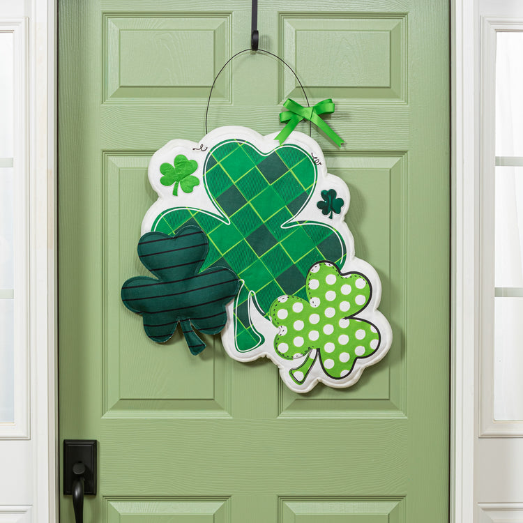 Happy St Patrick's Day Estate Door Hanger; Polyester 25"Lx25"W, 31" overall