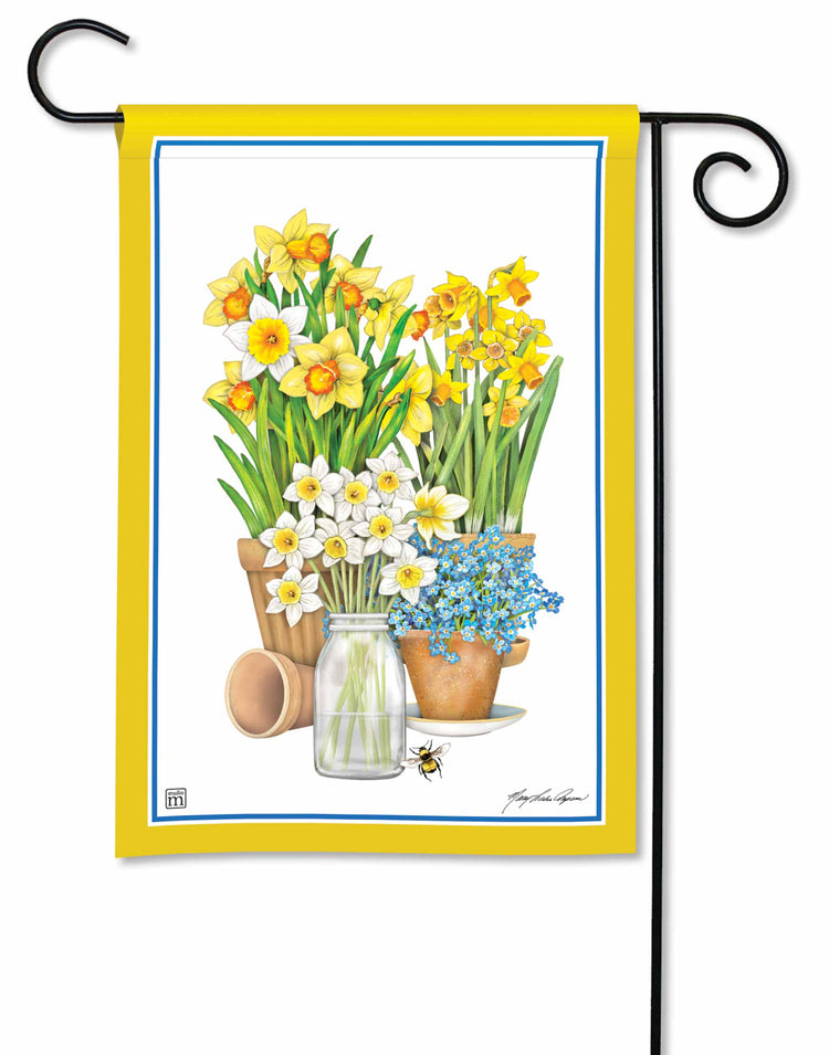 Potted Daffodils Printed Garden Flag; Polyester 12.5"x18"