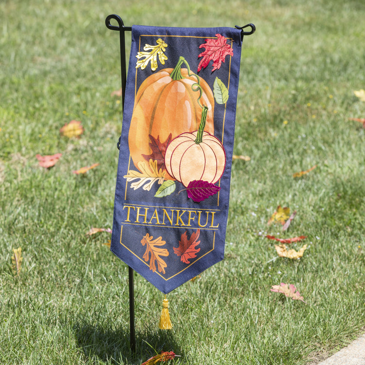 Autumn Pumpkins Everlasting Impressions Garden Flag; Polyester-Linen Blend 12.5"x28"