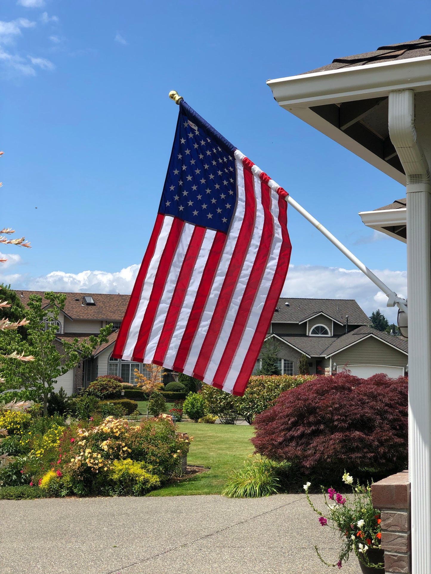2.5x4 American Outdoor Nylon Flag with Sleeve