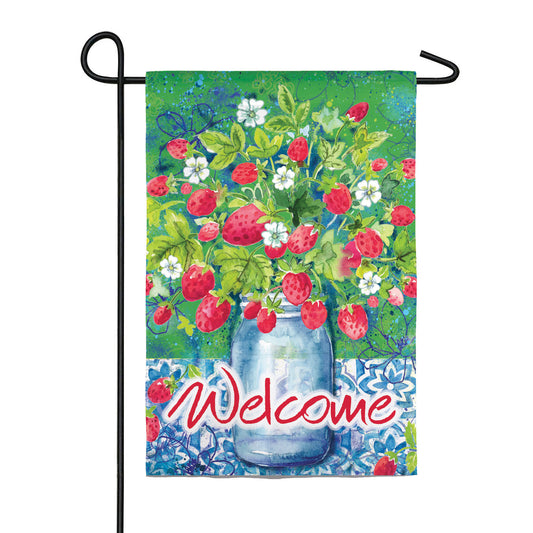 Strawberry Bouquet Garden Flag