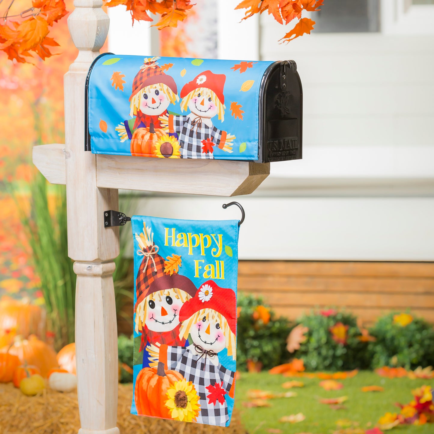 Happy Scarecrow Couple Garden Flag; Linen Textured Polyester 12.5"x18"