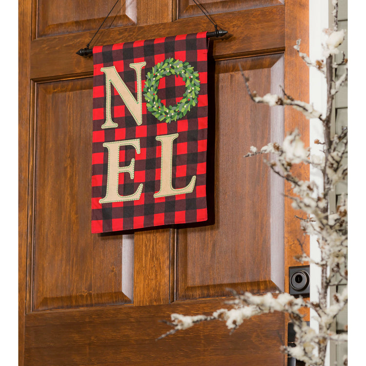 NOEL Wreath Printed Garden Flag; Polyester-Linen Blend 12.5"x18"