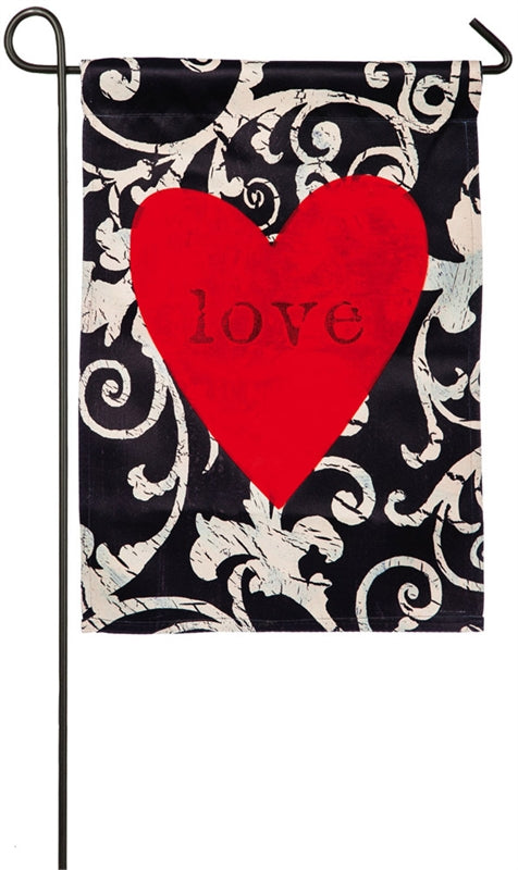 Love in the Heart Printed Suede Seasonal Garden Flag; Polyester
