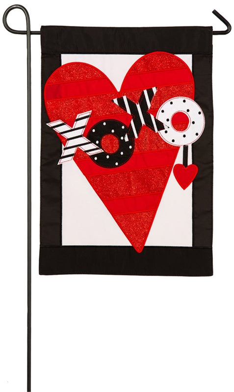 Valentines Heart Applique Seasonal Garden Flag; Polyester