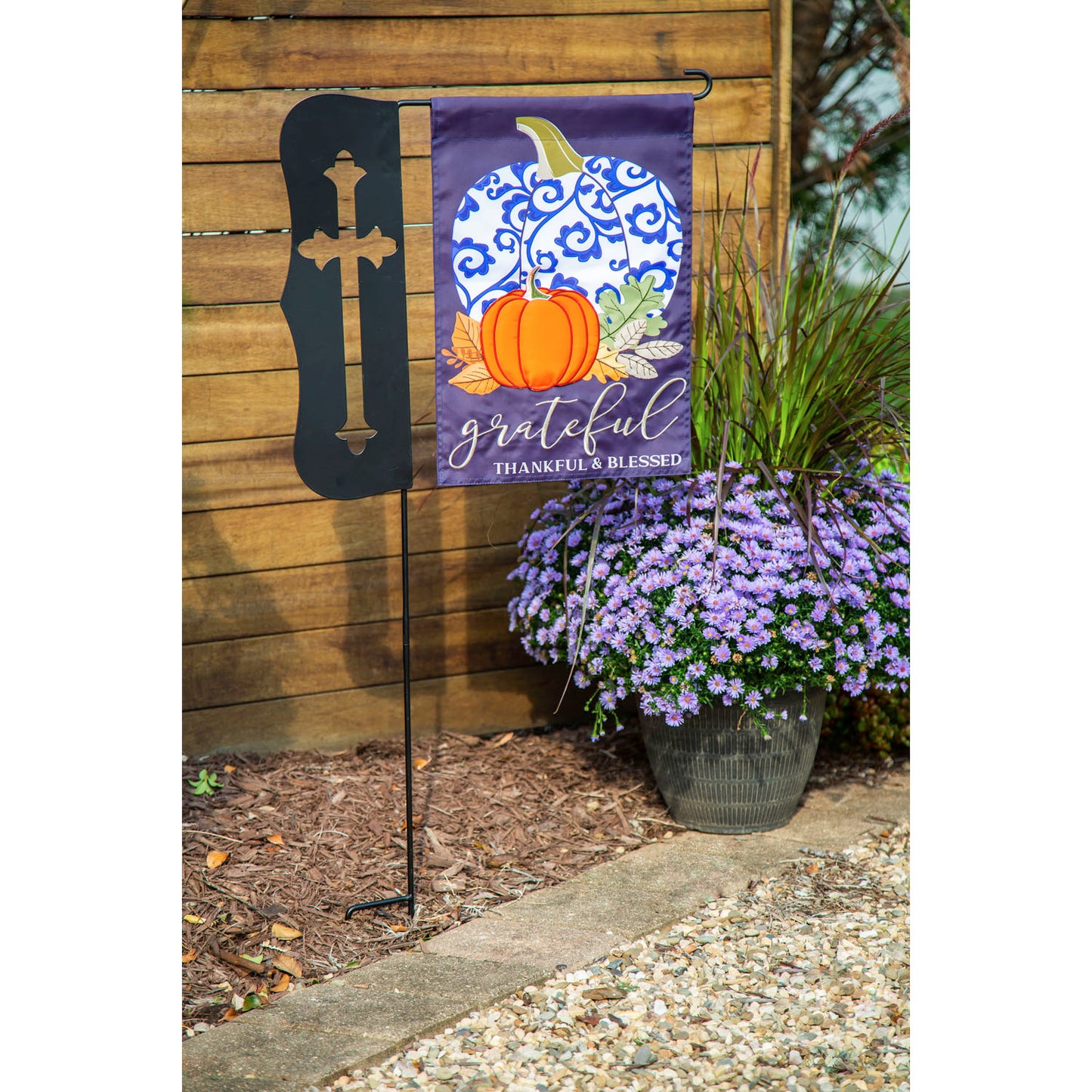 Chinoiserie Pumpkin Applique Garden Flag; Polyester 12.5"x18"