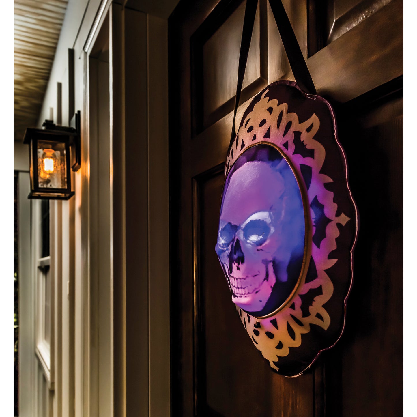 Skull Motion Door Hanger
