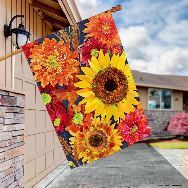 Autumn Toss Printed House Flag; Polyester 28"x40"